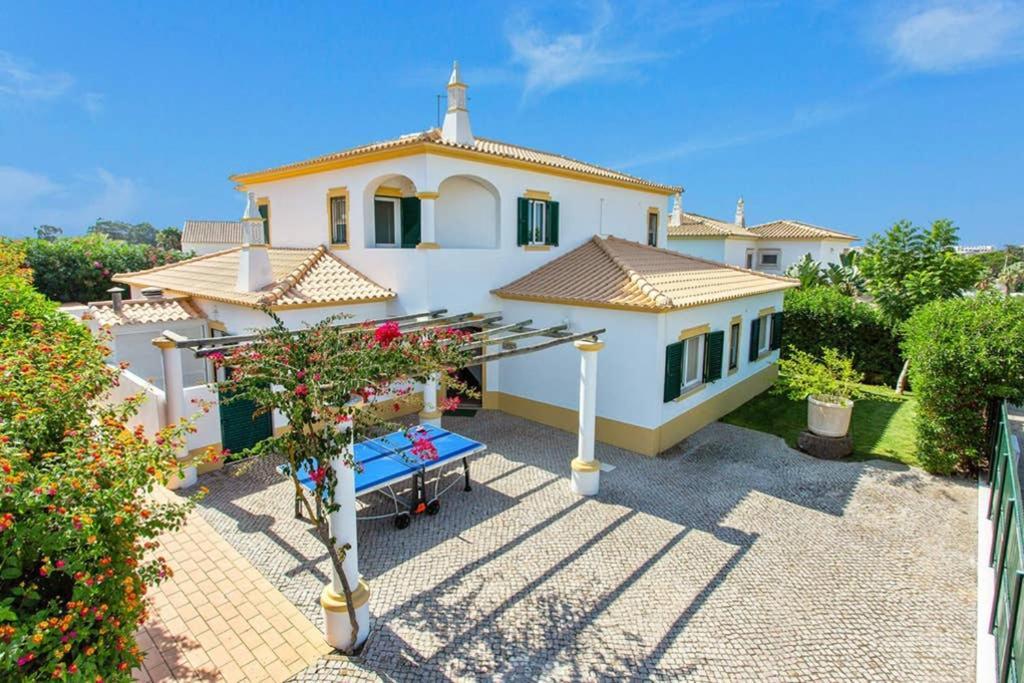Villa White Sands - Private Oasis, Heated Pool, Beaches & Strip Nearby Албуфейра Экстерьер фото