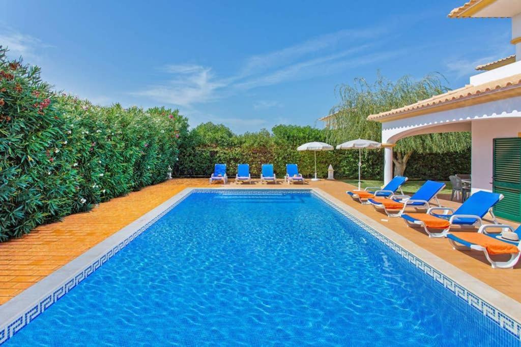Villa White Sands - Private Oasis, Heated Pool, Beaches & Strip Nearby Албуфейра Экстерьер фото